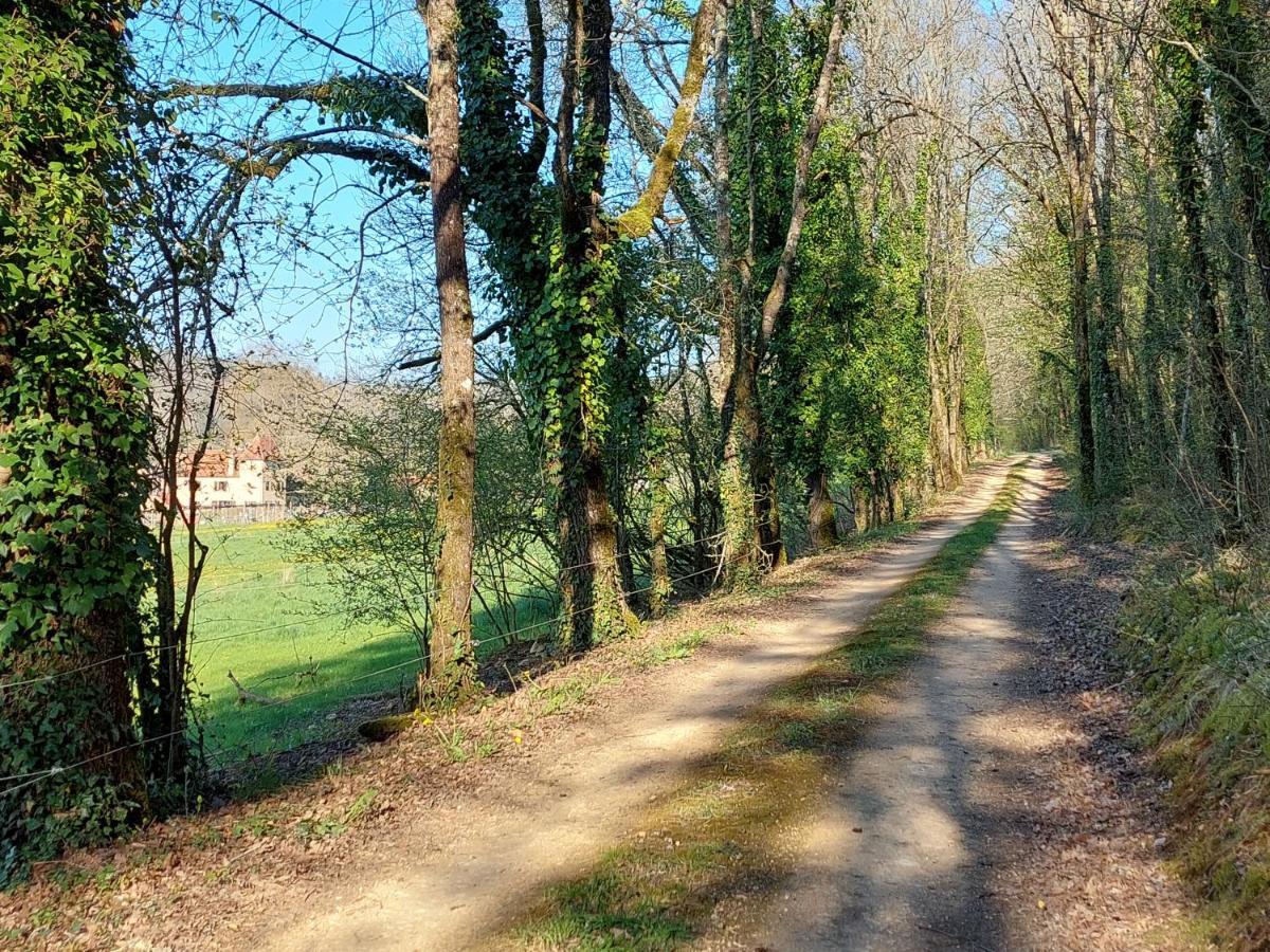 Ferme Des Petites Oreilles 4 Etoiles Montignac-Lascaux Exteriér fotografie
